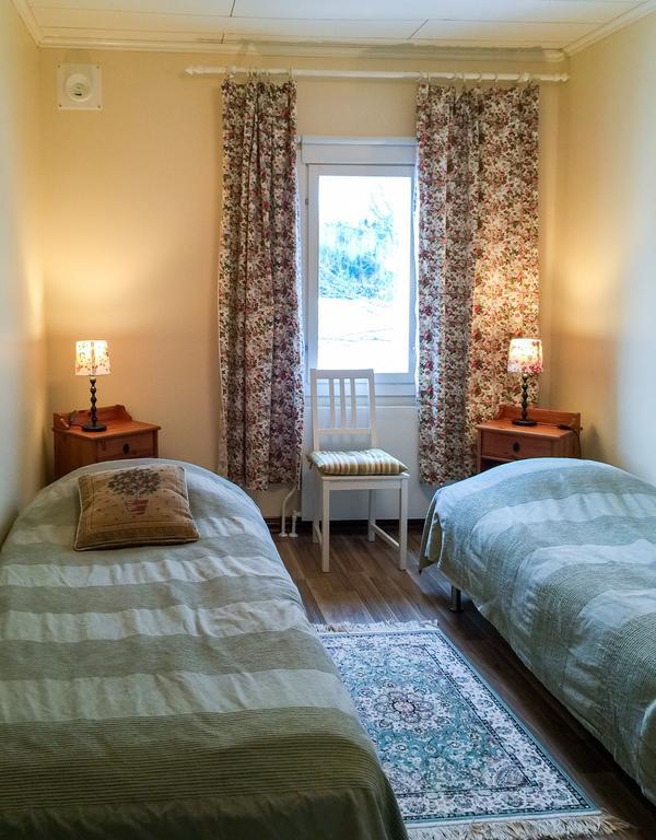 Box Bed & Breakfast Экстерьер фото